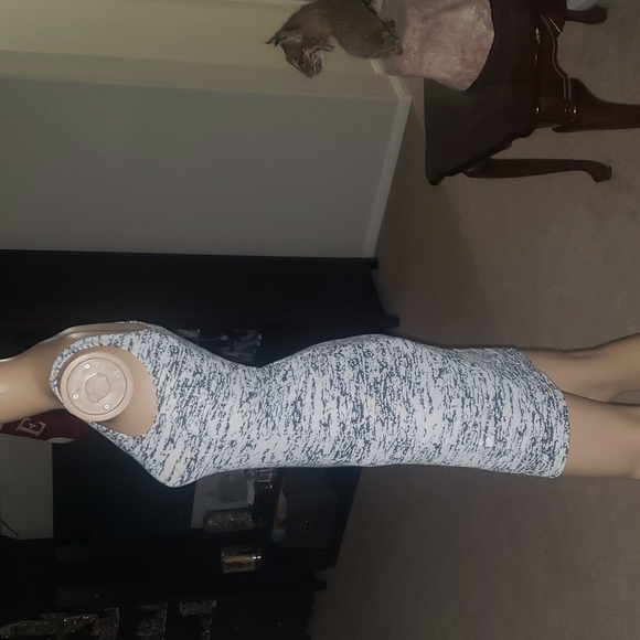 Divided 4 stretchy body hugging crackle pattern tank dress/ tunic airy - Picture 6 of 6